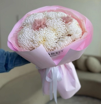 Монобукет из премиальных одноголовых хризантем