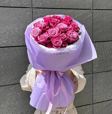 Букет "15 фиолетовых роз 50/60 см"