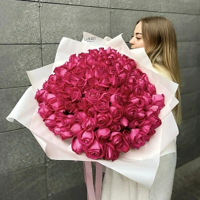 Букет "101 вишневая роза 50/60"