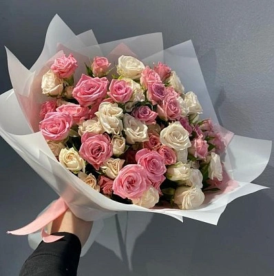 Букет из 15 кустовых роз