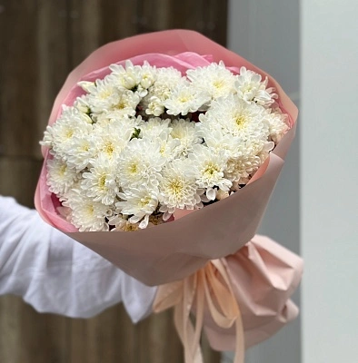 Букет из 9 нежных хризантем